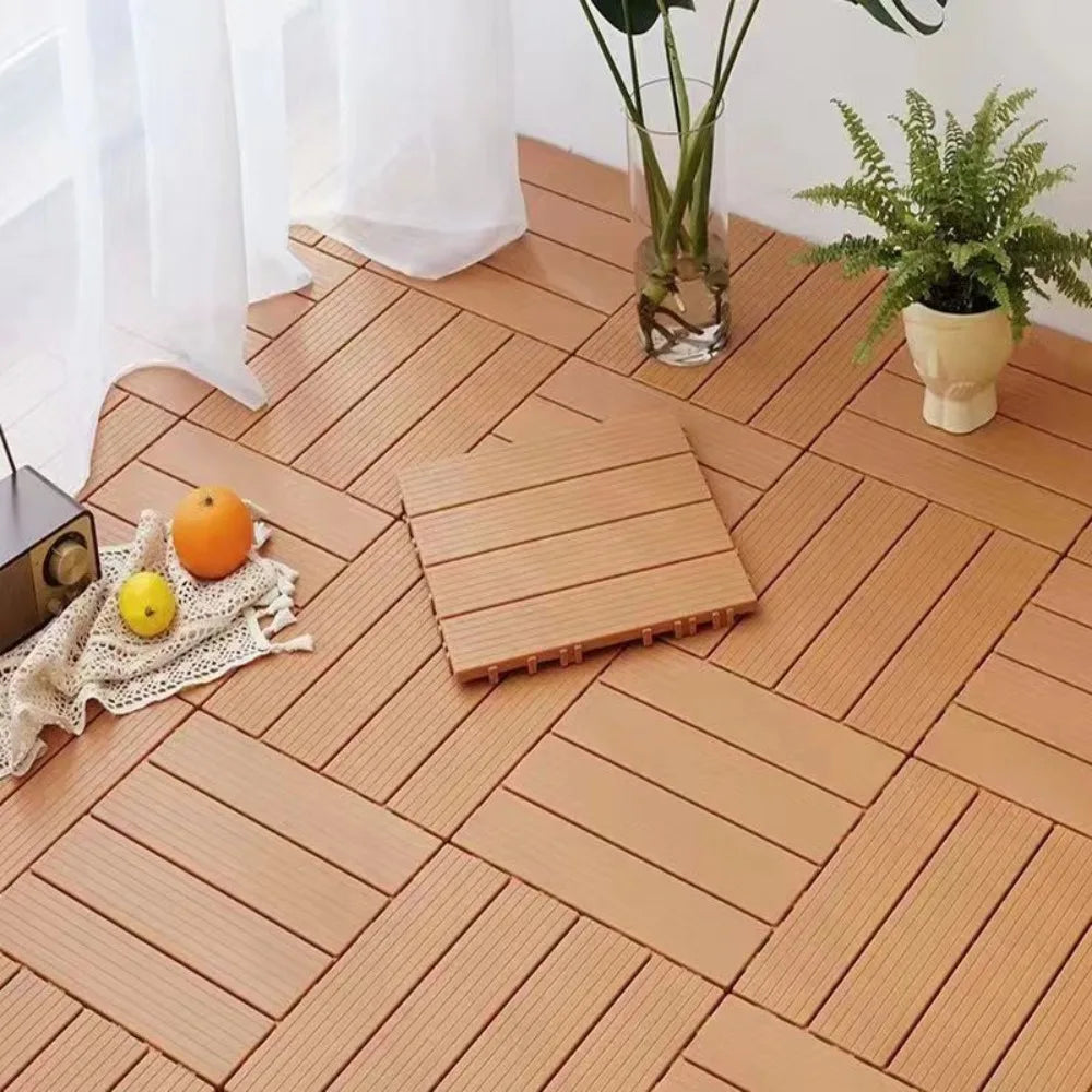 Anti-Corrosion Plastic Balcony Flooring 11.81x11.81in Waterproof DIY Interlocking Deck Tiles