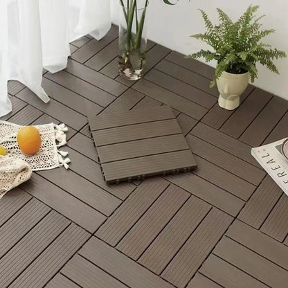Anti-Corrosion Plastic Balcony Flooring 11.81x11.81in Waterproof DIY Interlocking Deck Tiles