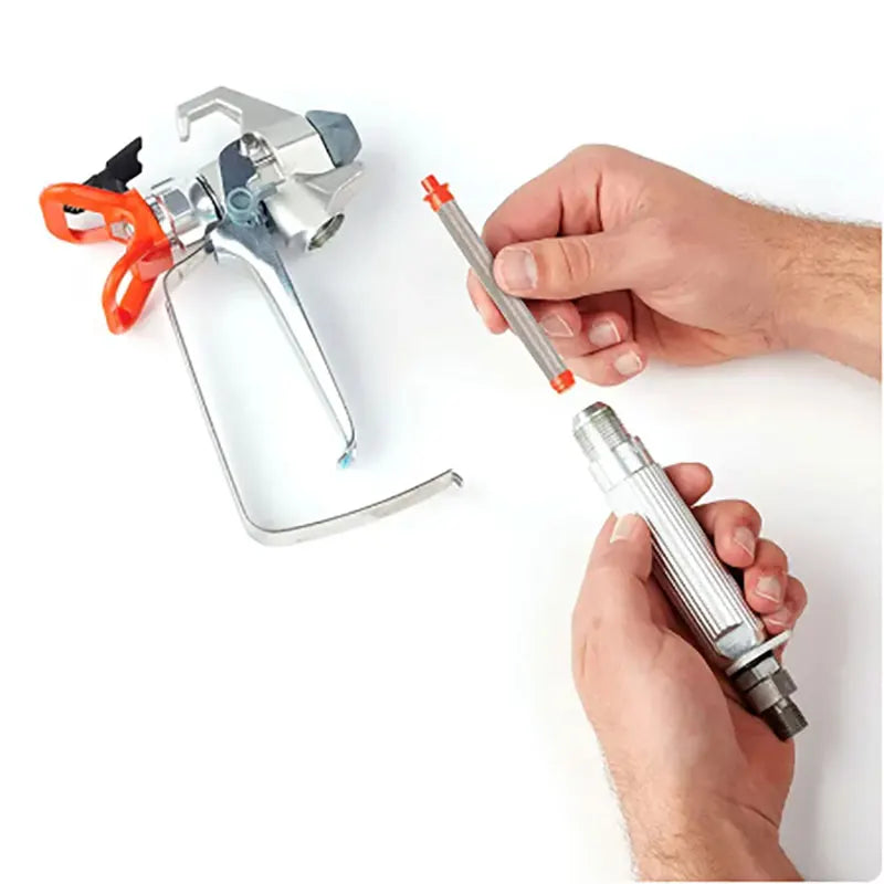 Fitting a filter in the gun handle – Airless Spray Gun Filters 30–200 Mesh, 5-Pack