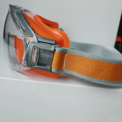 Adjustable strap – Anti-Fog Impact-Resistant Safety Goggles