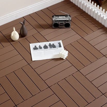 Anti-Corrosion Plastic Balcony Flooring 11.81x11.81in Waterproof DIY Interlocking Deck Tiles