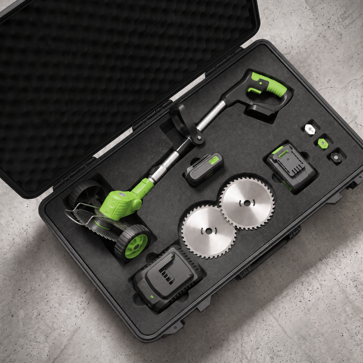 Cordless grass trimmer kit in carry case – Makita-compatible